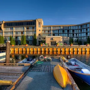 Oceanfront At Canada