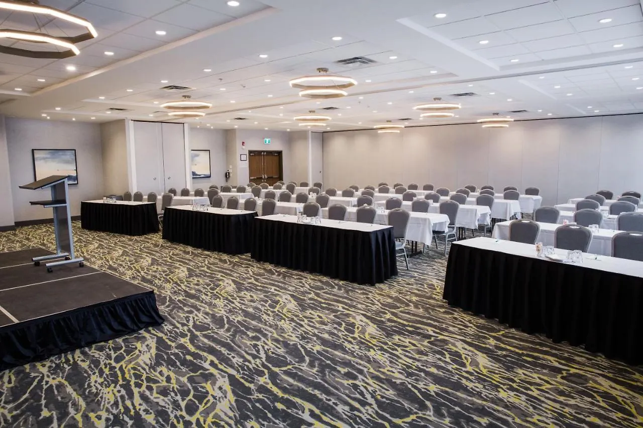 Holiday Inn Hotel & Suites Calgary South - Conference Ctr By Ihg